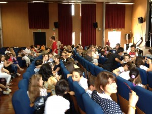 I ragazzi e i loro insegnanti nell'Auditorium! :)